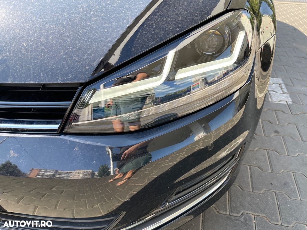 Volkswagen Golf 1.6 TDI DPF Highline - 17