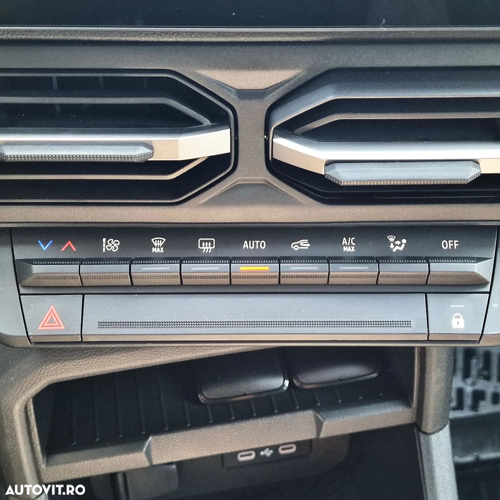 Dacia Duster 155 Journey - 25