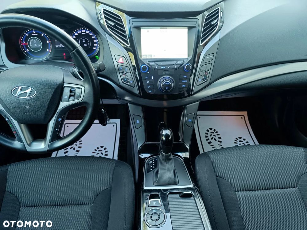 Hyundai i40 Kombi blue 1.7 CRDi DCT Style - 30