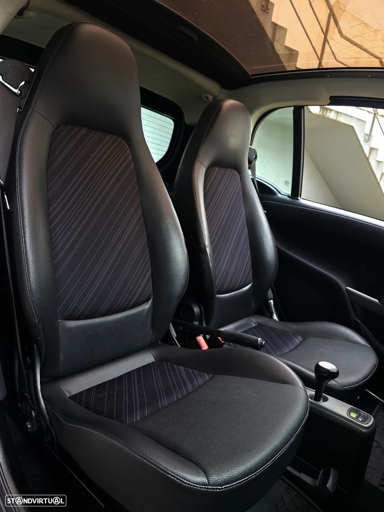 Smart ForTwo Coupé 1.0 mhd Passion 71 - 52