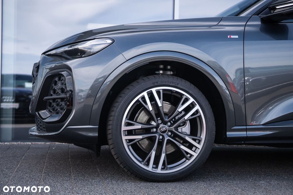 Audi Q5 Sportback - 6