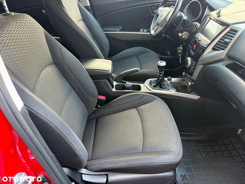 SsangYong/KGM Tivoli 1.6 Quartz - 13