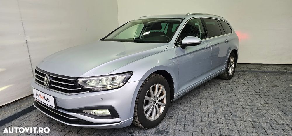 Volkswagen Passat 2.0 TDI SCR DSG Business - 1