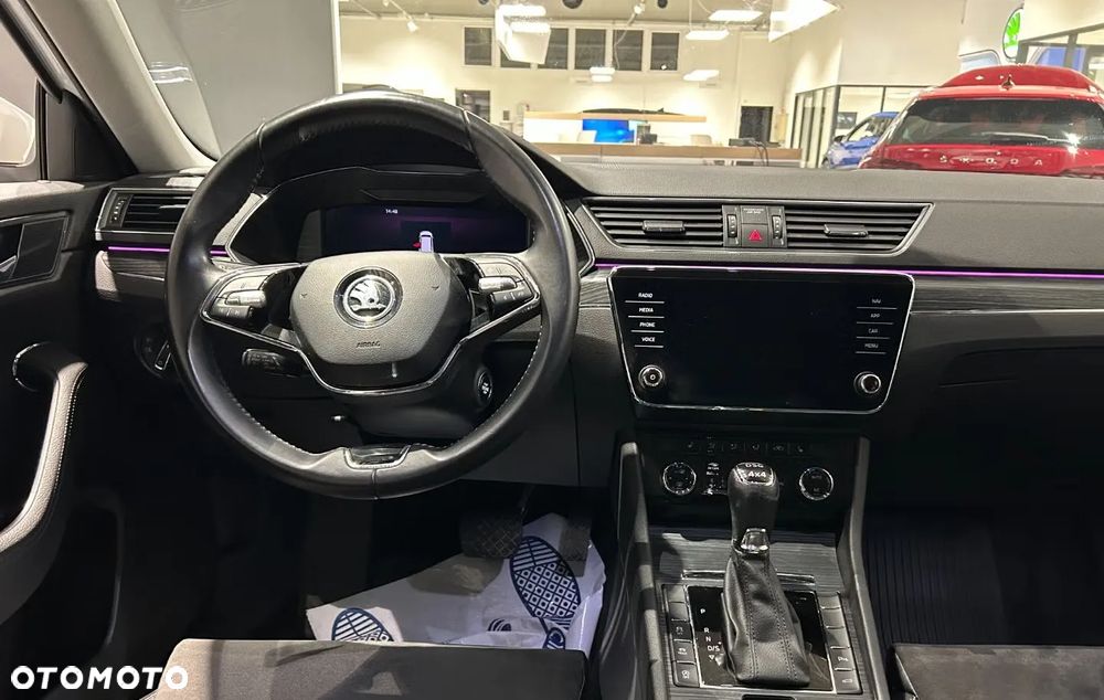 Skoda Superb 2.0 TDI 4x4 DSG Style - 11