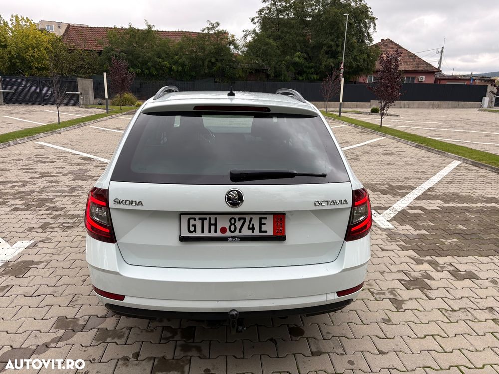 Skoda Octavia 2.0 TDI DSG Drive - 8