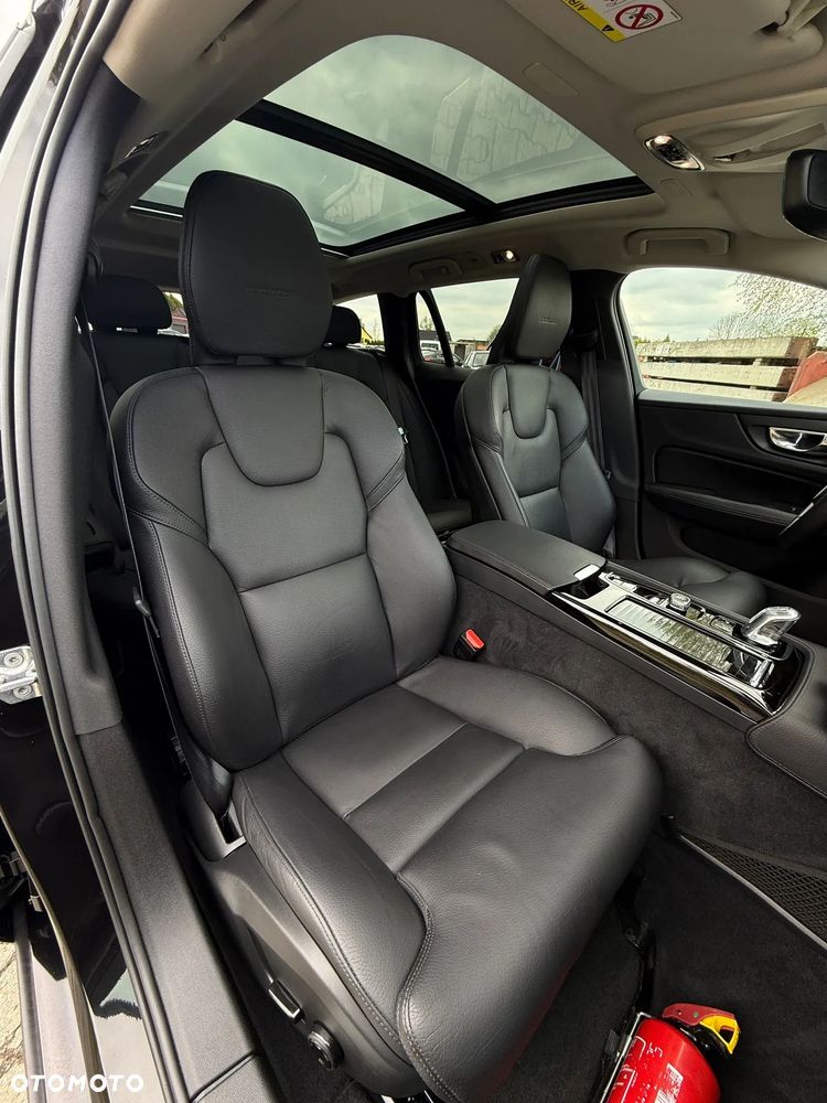 Volvo V60 T8 AWD Recharge Geartronic Inscription Expression - 18