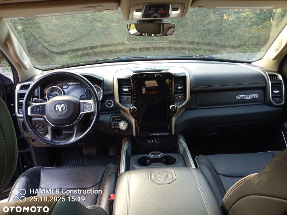 RAM 1500 Quad Cab Laramie - 17