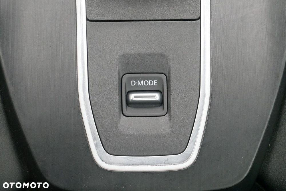 Nissan Qashqai 1.3 DIG-T MHEV N-Connecta Xtronic - 23