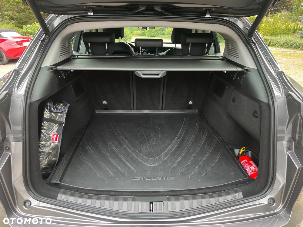 Alfa Romeo Stelvio 2.0 Turbo Sprint Q4 - 19