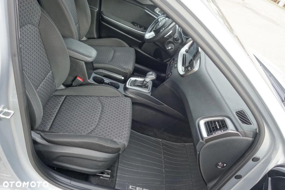 Kia Ceed 1.5 T-GDI L Business Line DCT - 9