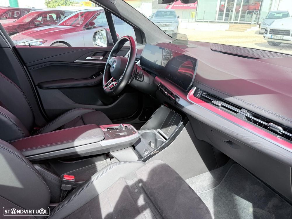BMW 225xe Active Tourer e xDrive Pack Desportivo M - 9