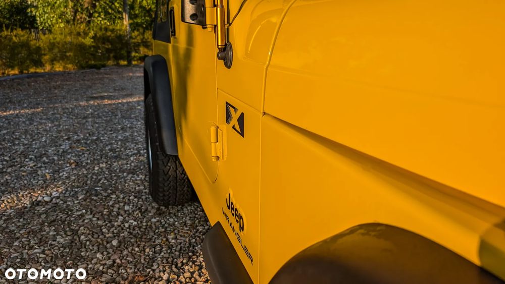 Jeep Wrangler - 15