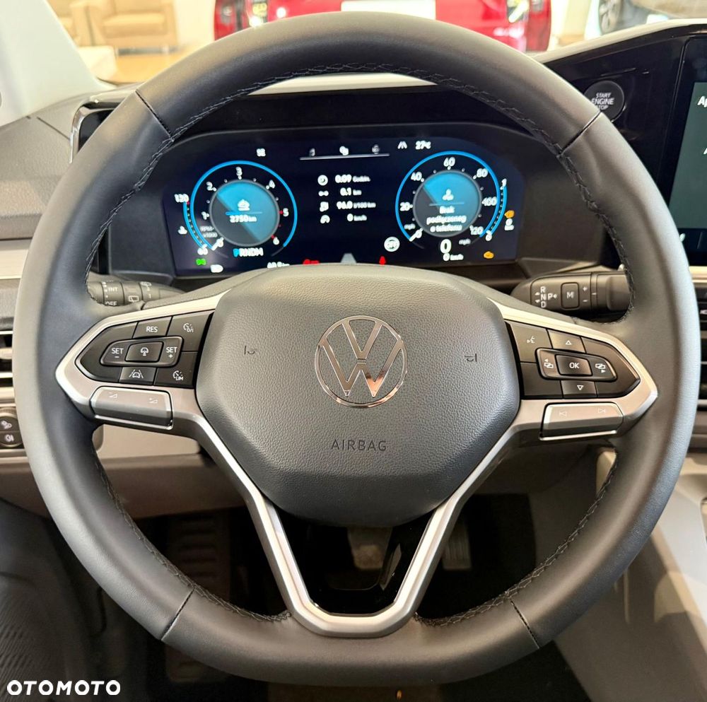 Volkswagen Caravelle - 11