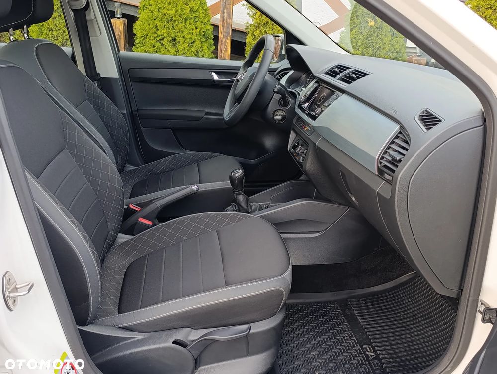 Skoda Fabia 1.0 Ambition - 5