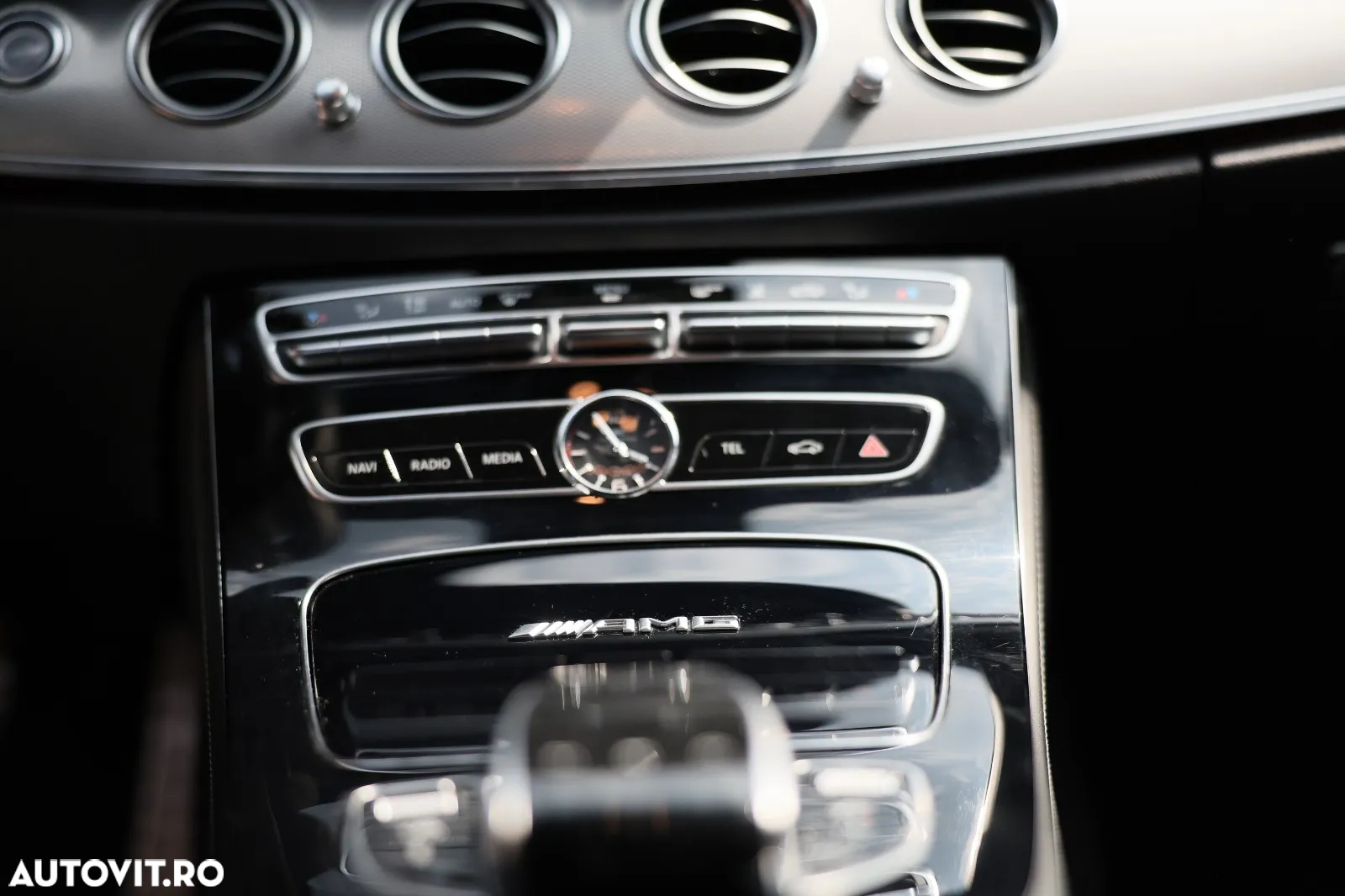 Mercedes-Benz E AMG 63 S 4Matic+ T 9G-TRONIC - 10