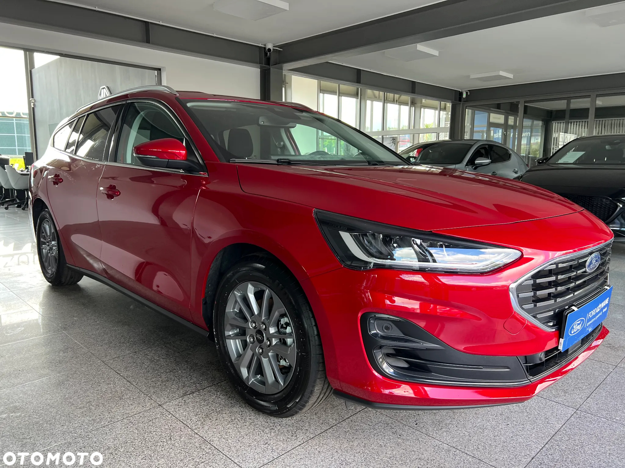 Ford Focus 1.0 EcoBoost Titanium Style - 4