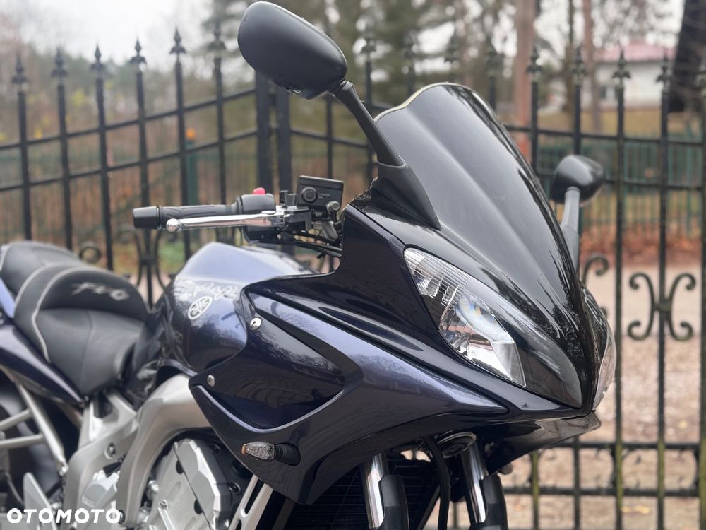 Yamaha FZ6 - 11
