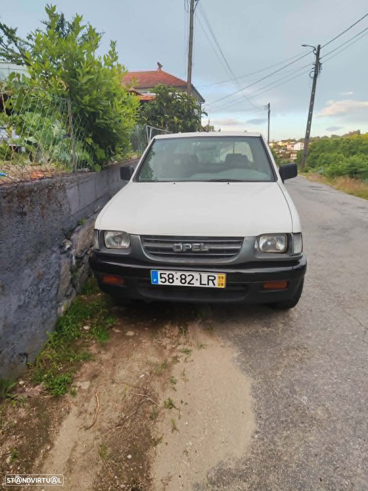 Opel Campo 2.5 TD TFR 54 HD CD CM - 2