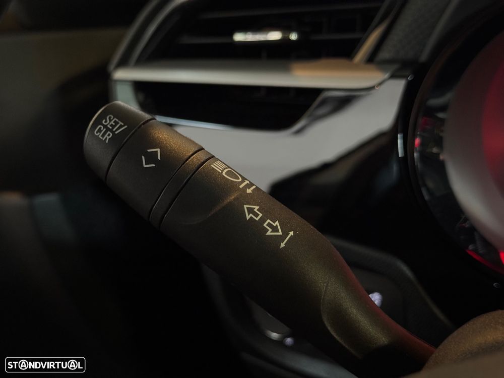 Opel Corsa 1.2 Direct Injection Turbo Auto - 10