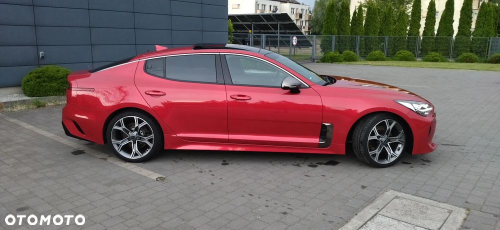 Kia Stinger - 3