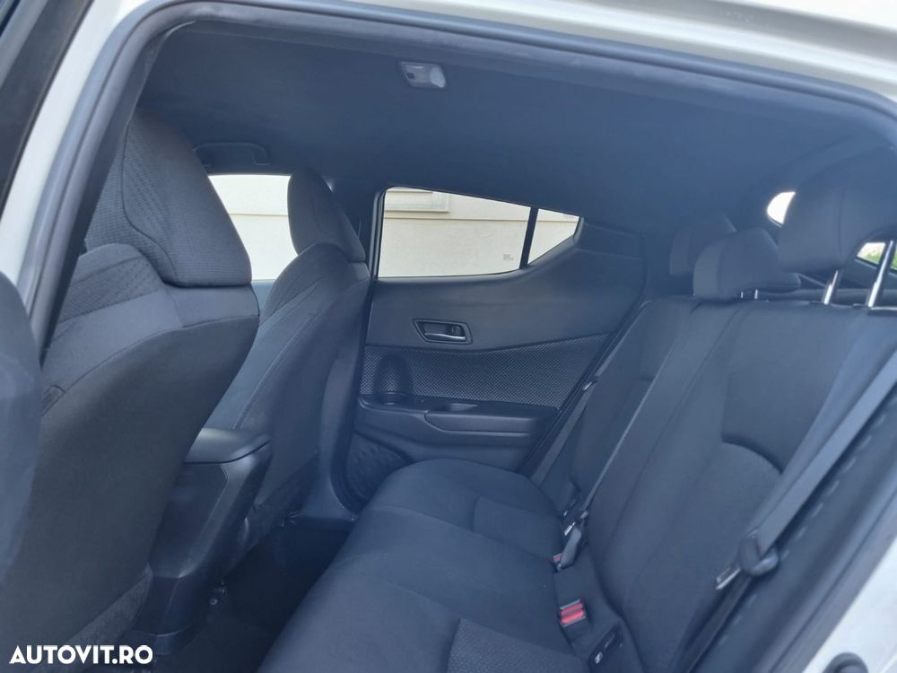Toyota C-HR 1.8 HSD 122 CP 4x2 CVT Style - 10