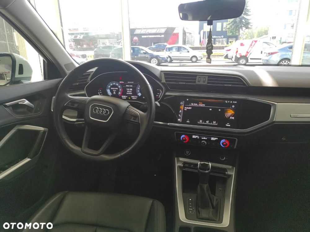 Audi Q3 Sportback - 9