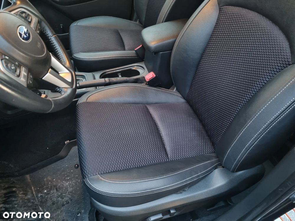 Subaru Forester 2.0 XT Platinum Lineartronic - 30