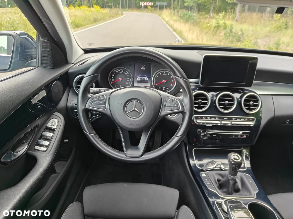 Mercedes-Benz Klasa C - 22