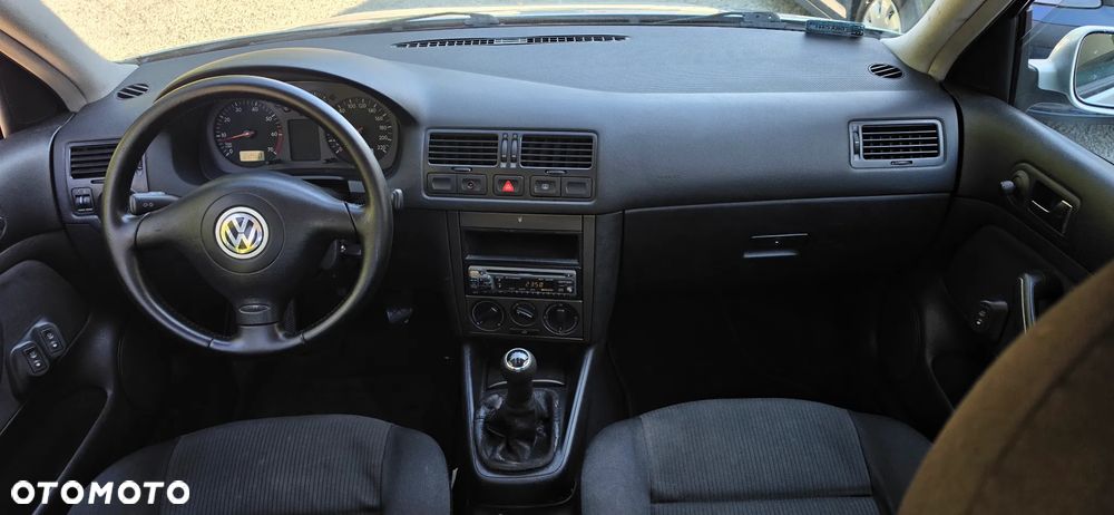 Volkswagen Bora - 10