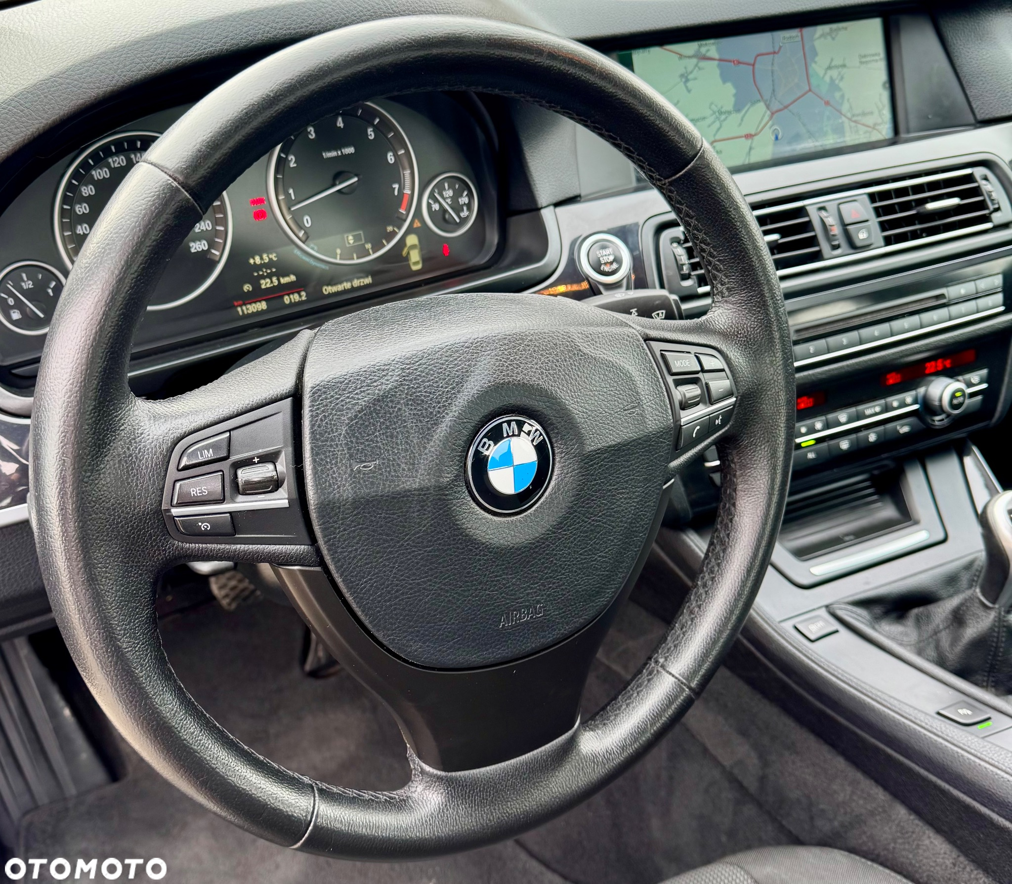 BMW Seria 5 523i - 16