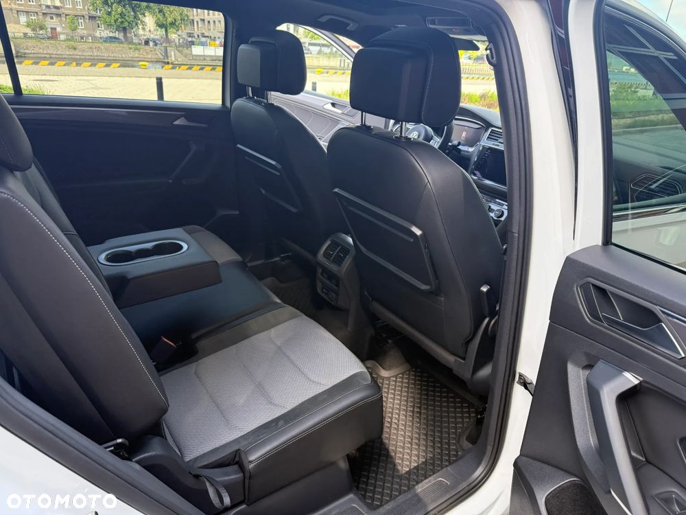 Volkswagen Tiguan - 14