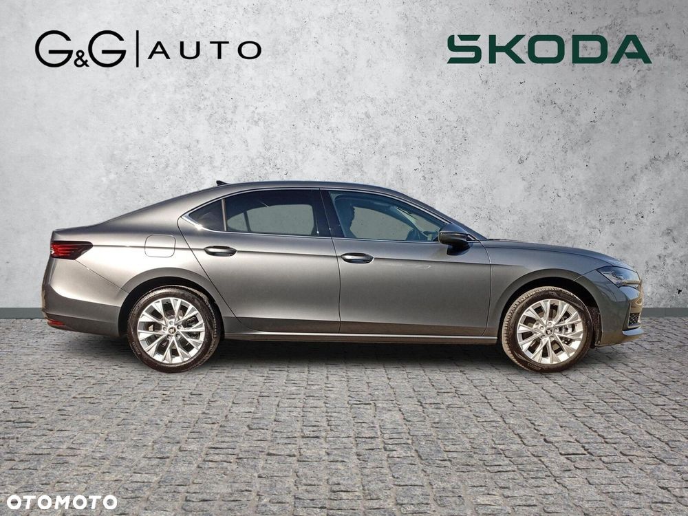 Skoda Superb 2.0 TDI SCR 4x4 Edition 130 DSG - 8