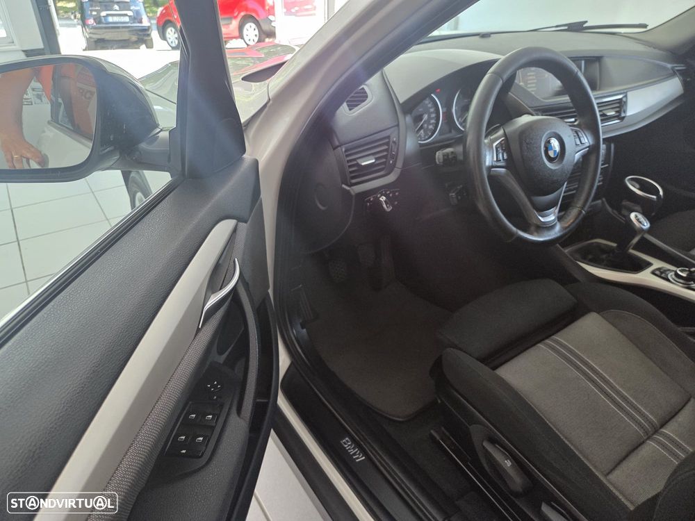 BMW X1 sDrive20d - 12