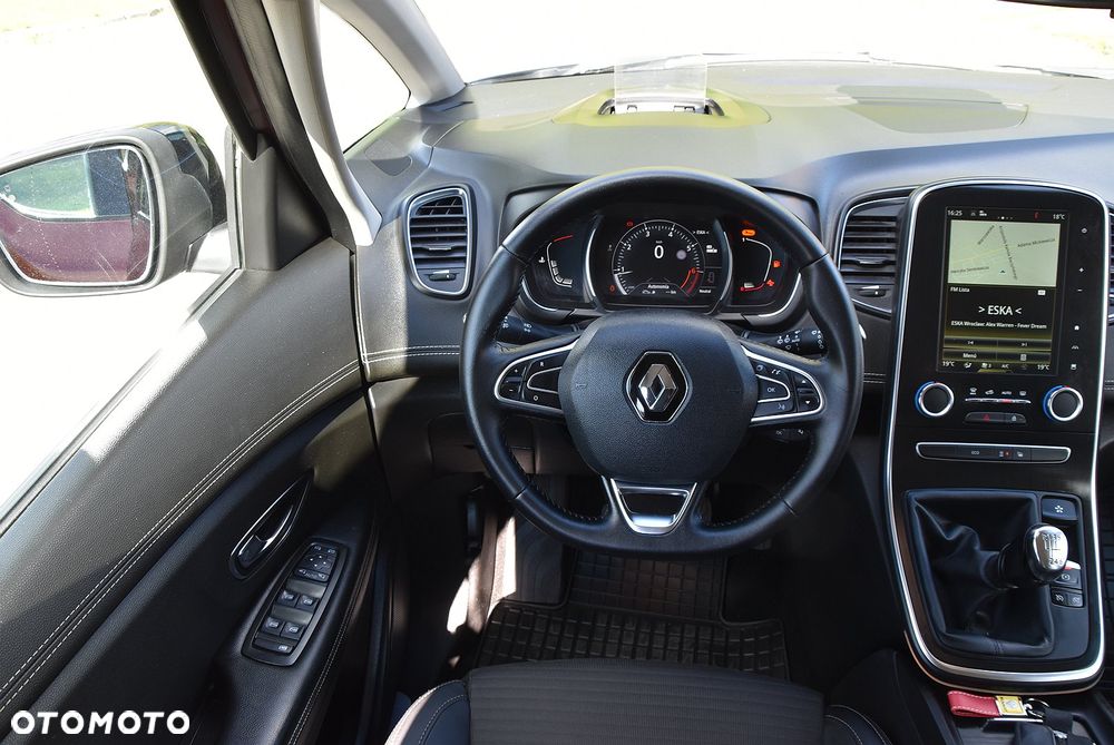 Renault Scenic - 26