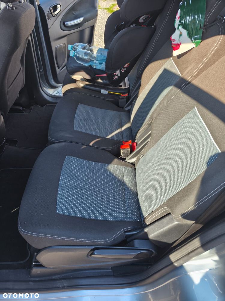 Ford S-Max 2.5 Trend - 19