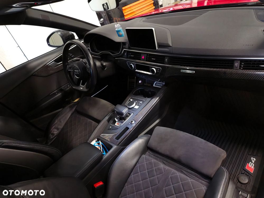 Audi S4 Limousine - 14