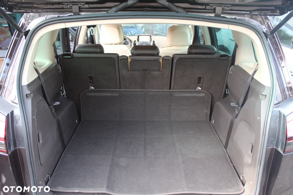 Opel Zafira - 22