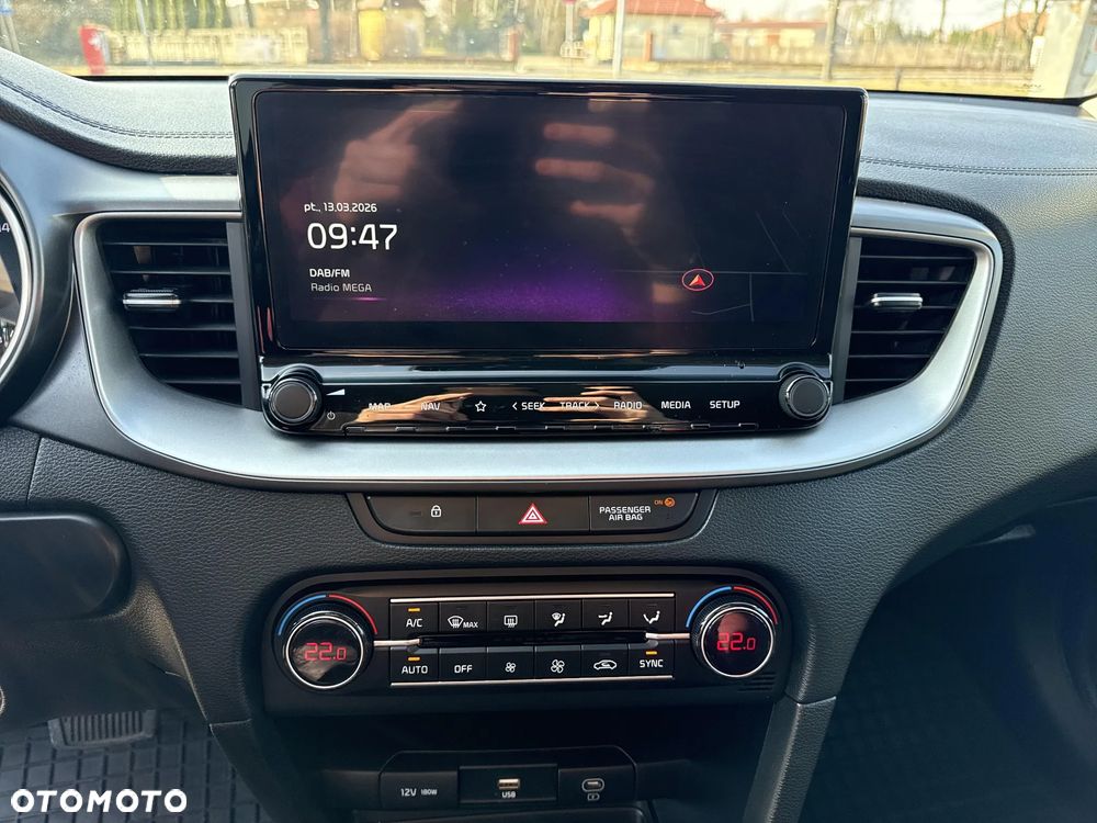 Kia Ceed 1.5 T-GDI M DCT - 23