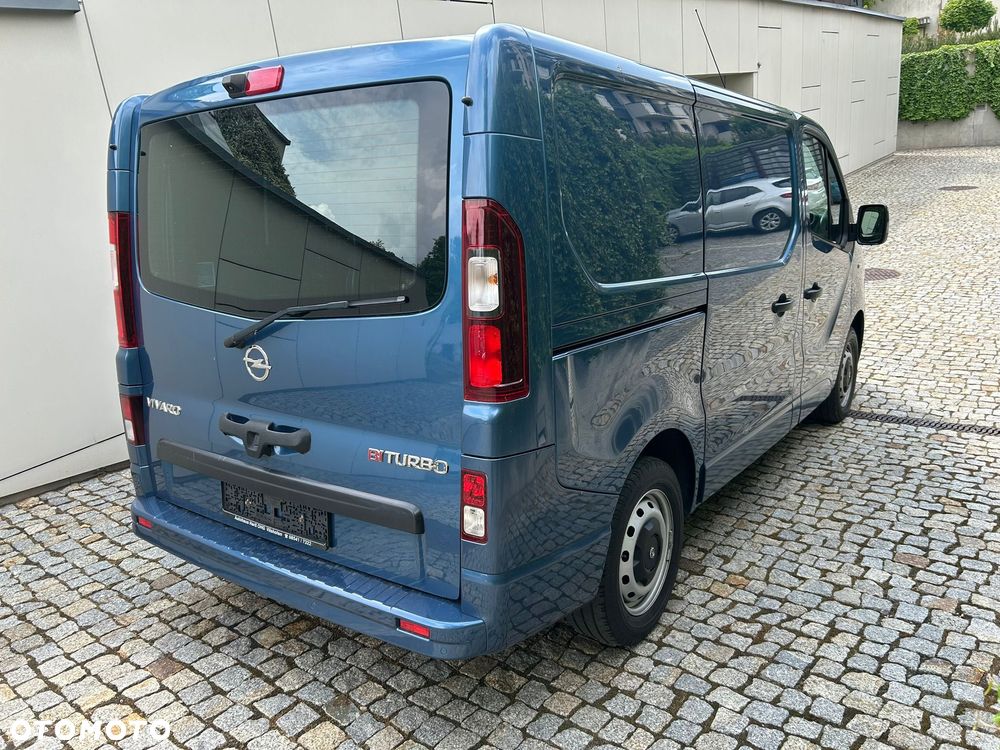 Opel Vivaro - 6