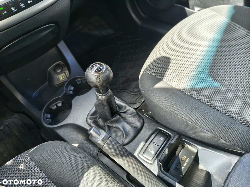Kia Sportage - 10