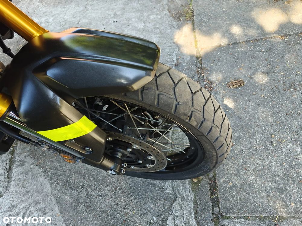 Yamaha Super Tenere - 8