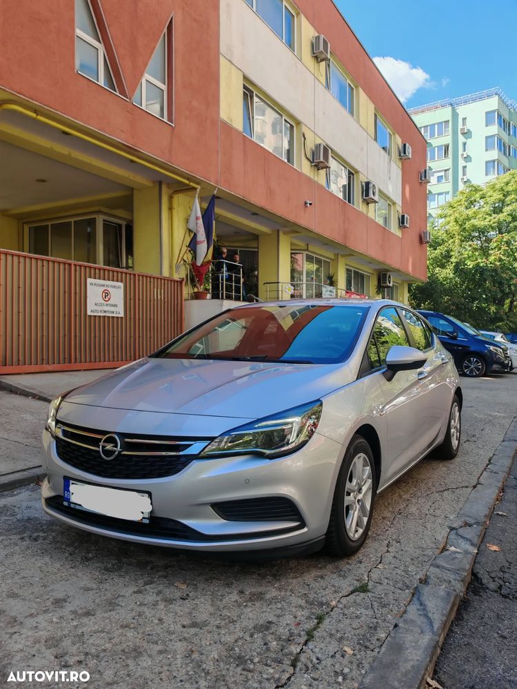 Opel Astra 1.6 D (CDTI) Innovation - 1