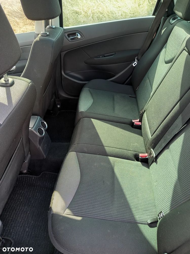 Peugeot 308 120 VTi Active - 8