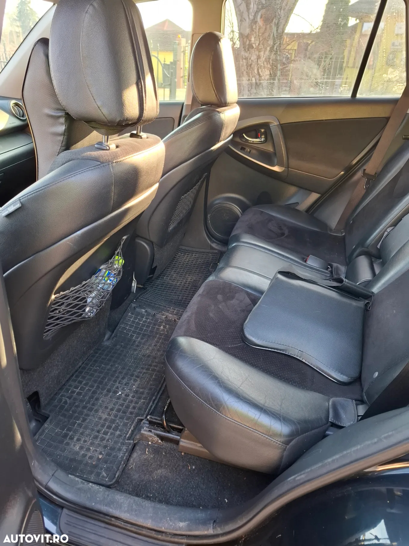 Toyota RAV4 2.2 D-4D AWD Comfort - 9