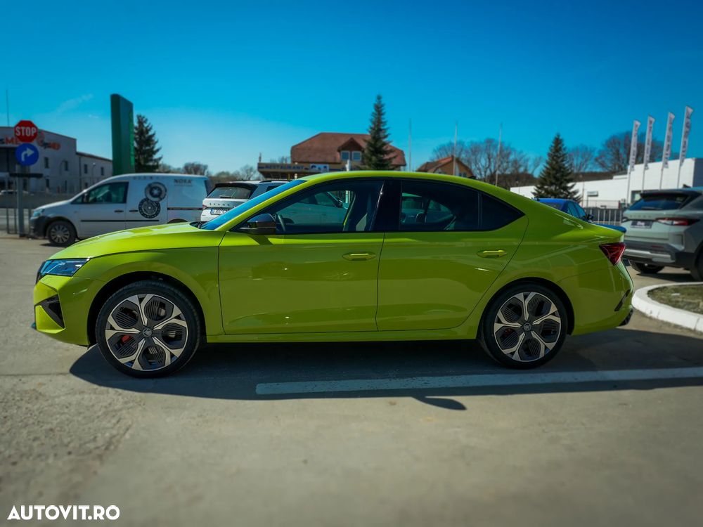 Skoda Octavia 2.0 TSI 265 CP DSG RS - 6