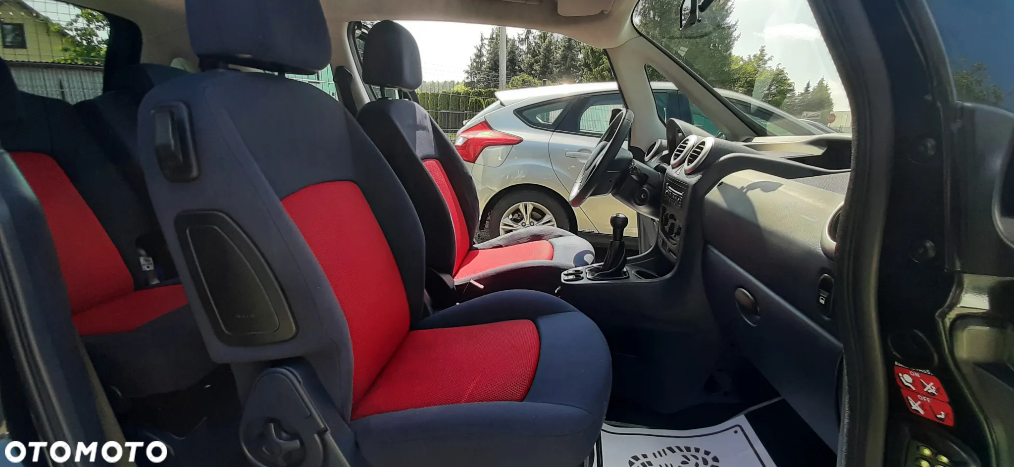 Peugeot 1007 - 22