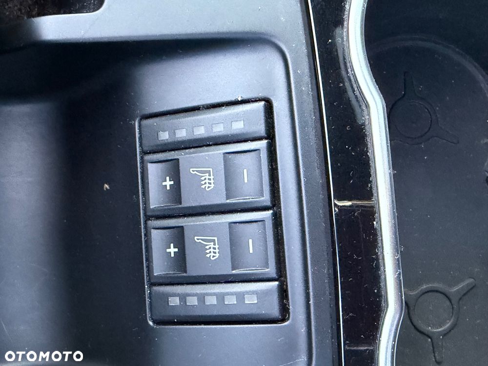 Ford Galaxy 2.0 TDCi Platinium X (Titanium) - 25