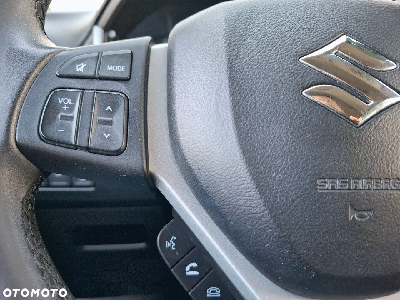 Suzuki Vitara - 24