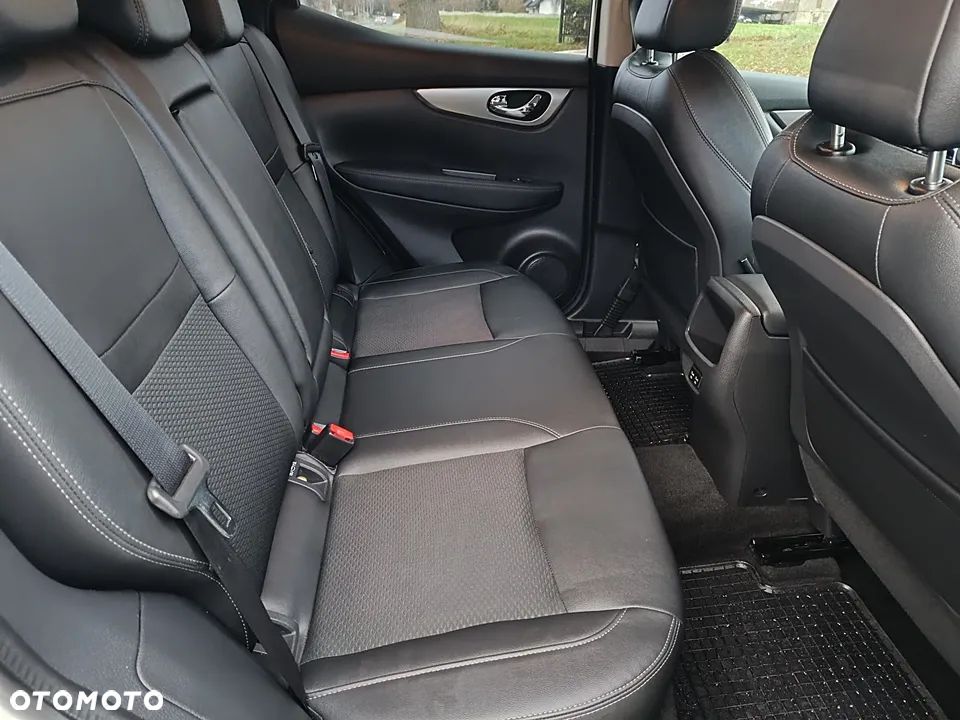 Nissan Qashqai 1.5 dCi Tekna DCT - 28