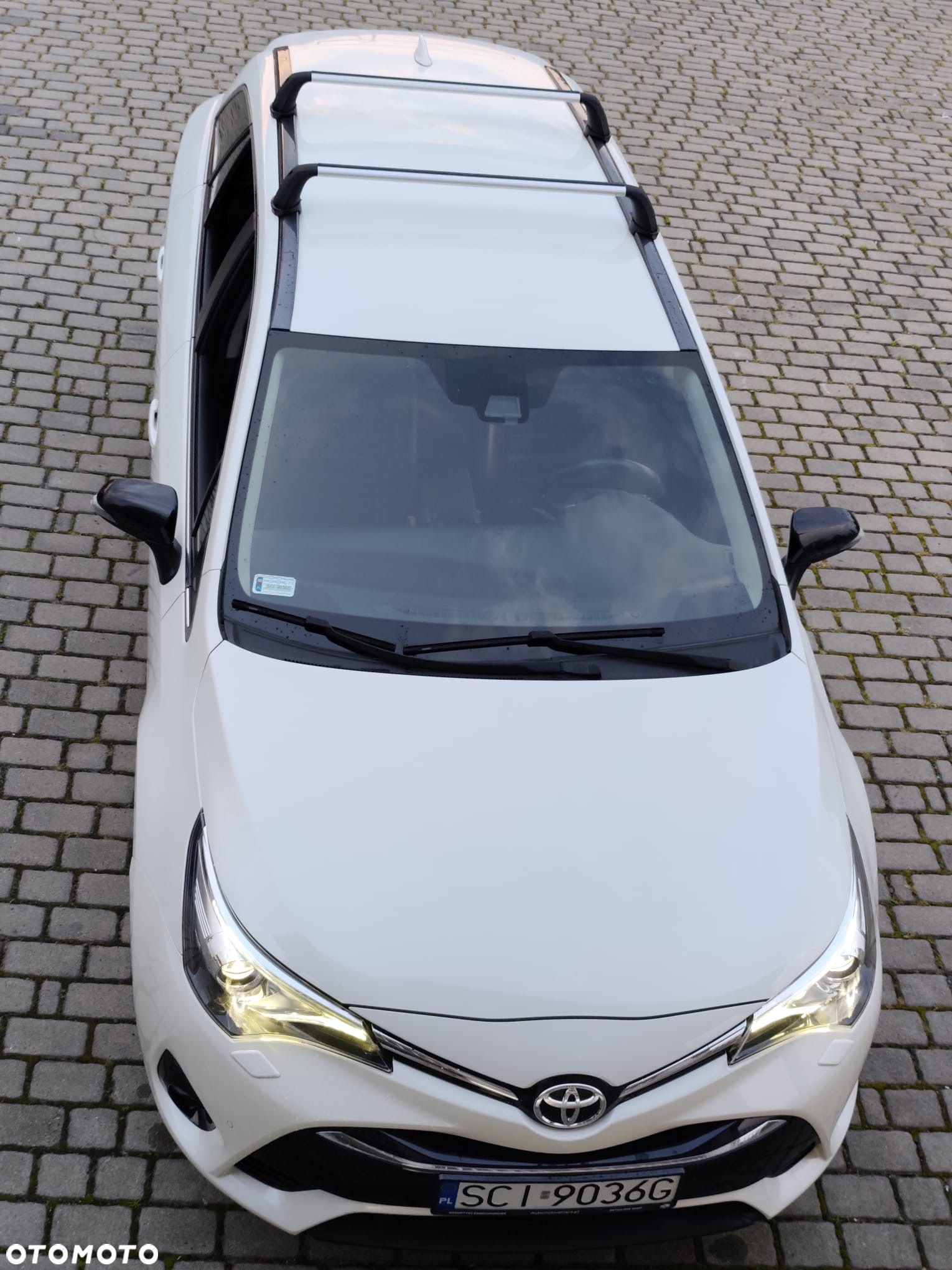 Toyota Avensis 1.8 Selection MS - 2